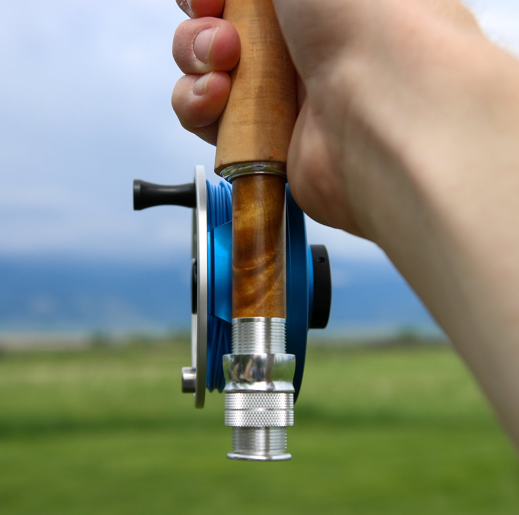Are There Left-Handed And Right-Handed Fishing Rods? - OutdoorsNiagara